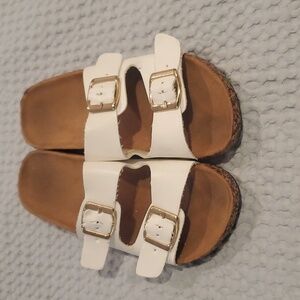 White Sandals Size 4 (#4)